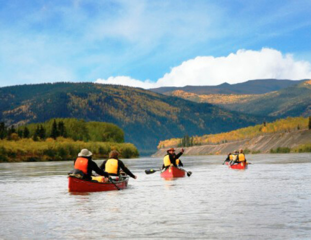 Kanufahrt auf dem Yukon River in Kanada