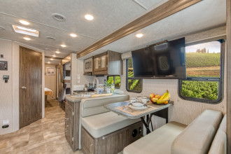 El Monte RV Innenansicht By: El Monte RV Reisebild: El Monte RV Innenansicht