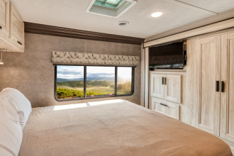 El Monte RV Innenansicht By: El Monte RV Reisebild: El Monte RV Innenansicht