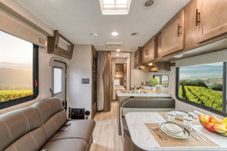 El Monte RV Innenansicht By: El Monte RV Reisebild: El Monte RV Innenansicht