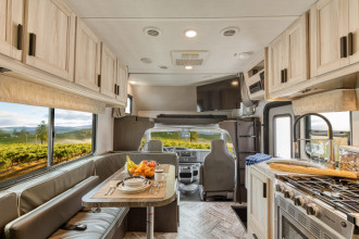 El Monte RV Innenansicht By: El Monte RV Reisebild: El Monte RV Innenansicht