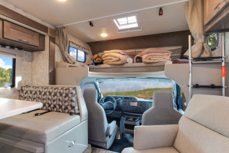 Reisebild: Wohnmobil Urlaub Kanada Four Seasons RV C-Large Fahrerkabine