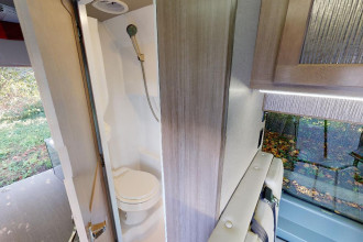 Wohnmobil Urlaub Kanada Fraserway Bad Van Conversion By: Fraserway RV Reisebild: Wohnmobil Urlaub Kanada Fraserway Bad Van Conversion