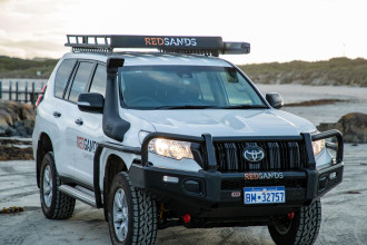 Land Cruiser Prado Allrad außen By: RedSands Campers Reisebild: Land Cruiser Prado Allrad außen