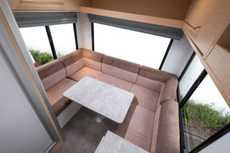 Reisebild: Apollo Euro Deluxe innen