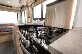 Britz Discovery Küche By: THL Reisebild: Britz Discovery Küche