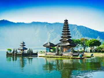 Indonesien Reise: Pura Ulun Danu Bratan - Wassertempel auf Bali