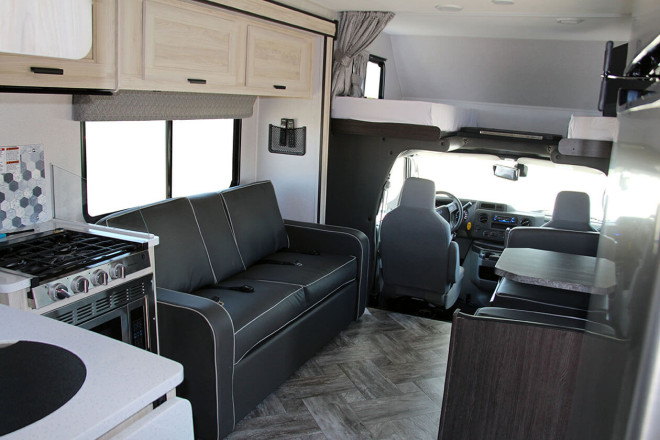 CanaDream RV MHX Maxi Plus Motorhome Fahrerkabine Foto des Modells - CanaDream RV MHX Maxi Plus Motorhome Fahrerkabine