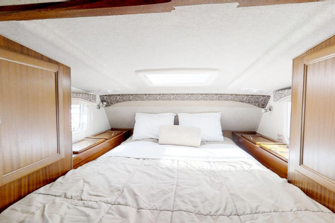 CanaDream RV TCA Maxi Travel Camper Schlafbereich Foto des Modells - CanaDream RV TCA Maxi Travel Camper Schlafbereich