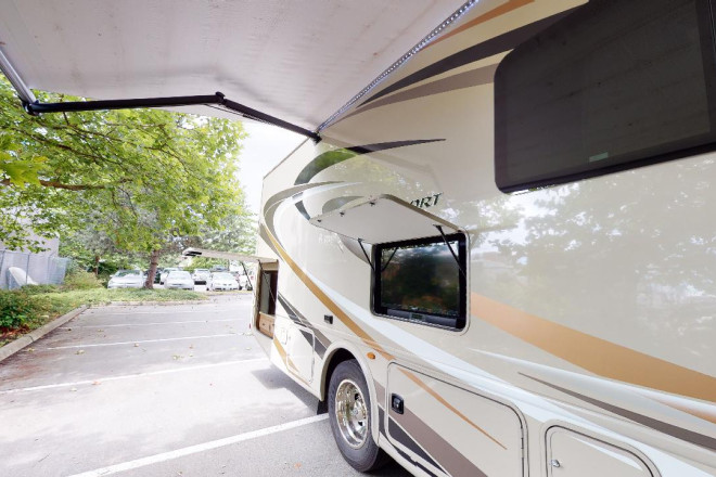 Foto des Modells - Wohnmobil Urlaub Kanada Fraserway Außenansicht
