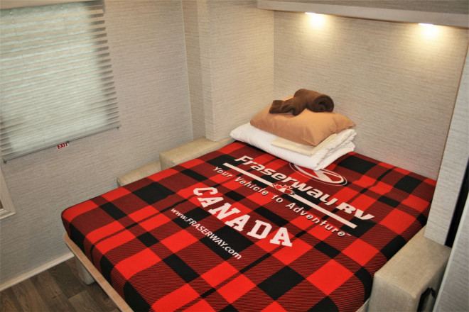 Foto des Modells - Wohnmobil Urlaub Kanada Fraserway Barrierefreies Wohnmobil Schlafbereich