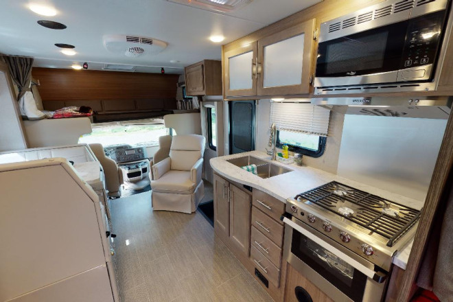 Foto des Modells - Wohnmobil Urlaub Kanada Fraserway C-Large Küche