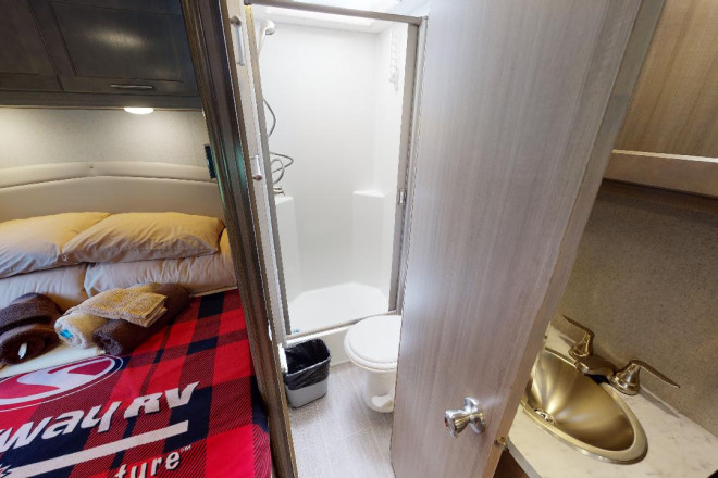 Foto des Modells - Wohnmobil Urlaub Kanada Fraserway C-Large Bad