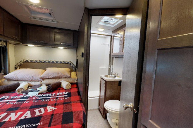 Foto des Modells - Wohnmobil Urlaub Kanada Fraserway C-Medium Schlafbereich
