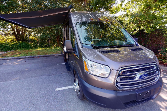 Foto des Modells - Wohnmobil Urlaub Kanada Fraserway Außenansicht Van Conversion