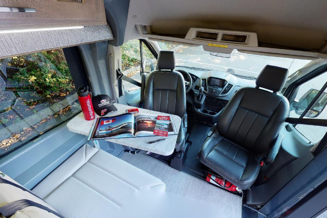 Foto des Modells - Wohnmobil Urlaub Kanada Fraserway Essbereich Van Conversion