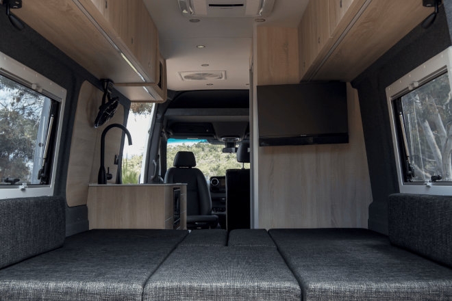 The Frontier Camper Bett Foto des Modells - The Frontier Camper Bett