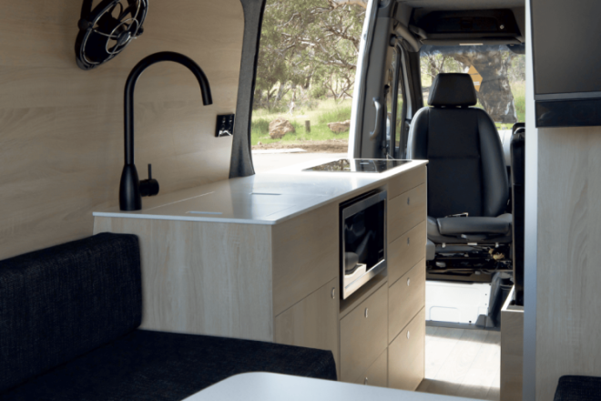 The Frontier Camper innen Foto des Modells - The Frontier Camper innen