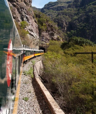 Reisebild - Mexiko Urlaub - Zugreise Kupferschluchten