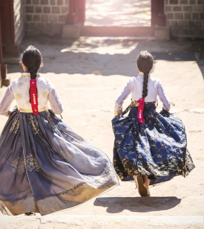 Frauen in Tracht Foto 2 Frauen in Tracht