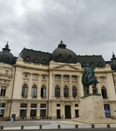 Foto 4 Rumänien Reise - zentrale Universitätsbibliothek Bukarest