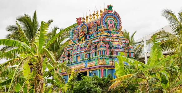 Reisebild - Tempel in Saint Pierre