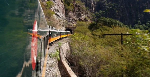 Mexiko Urlaub - Zugreise Kupferschluchten Reisebild - Mexiko Urlaub - Zugreise Kupferschluchten