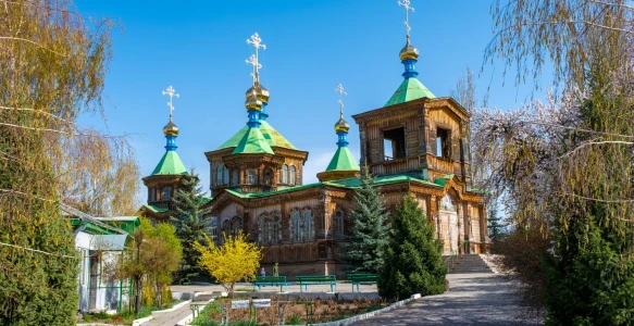 Kasachstan Kirgisistan Reise - Dreifaltigkeitskirche in Karakol Reisebild - Kasachstan Kirgisistan Reise - Dreifaltigkeitskirche in Karakol